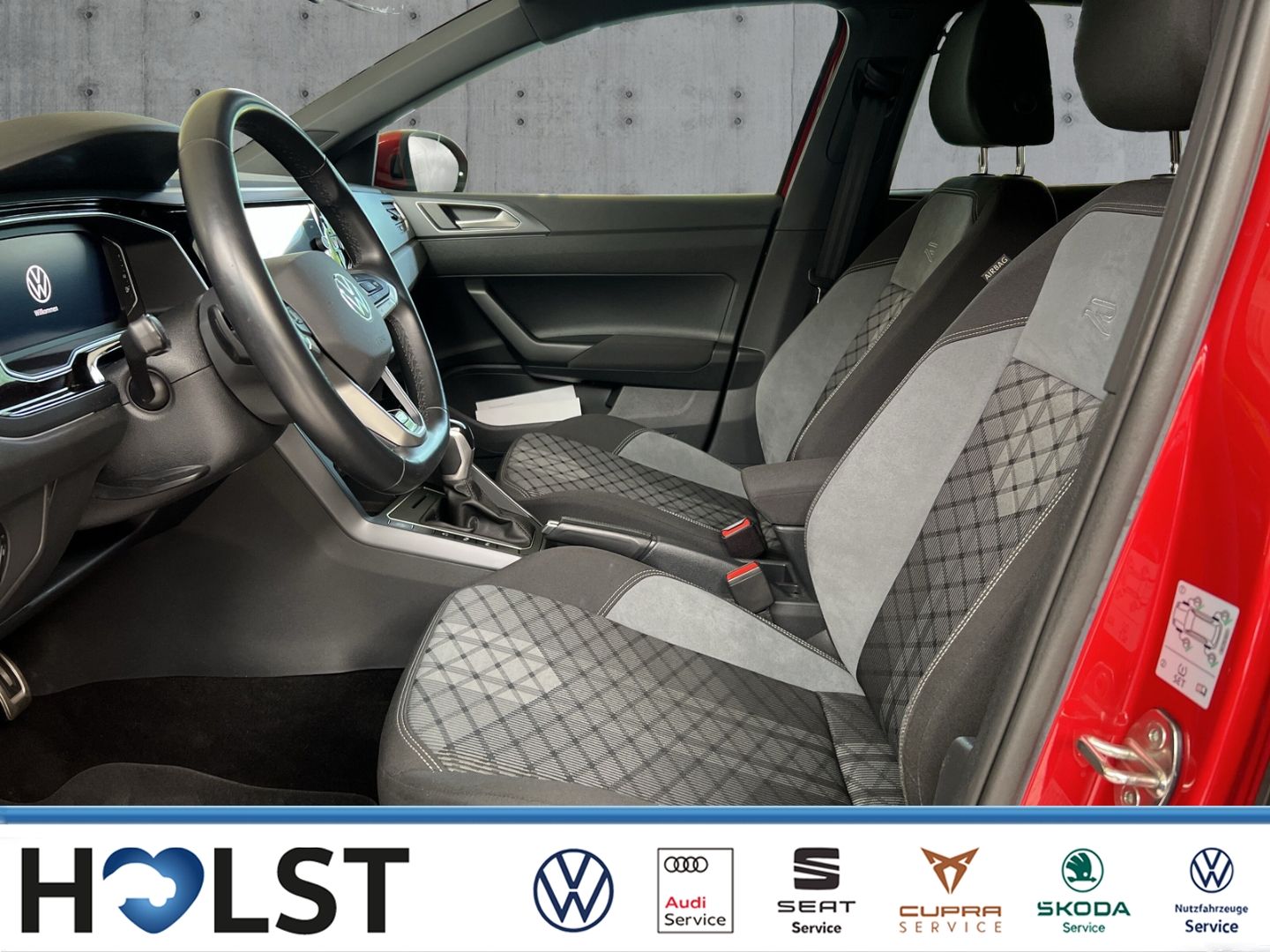 Volkswagen Taigo 2023 г. Красный, пробег 56443 км