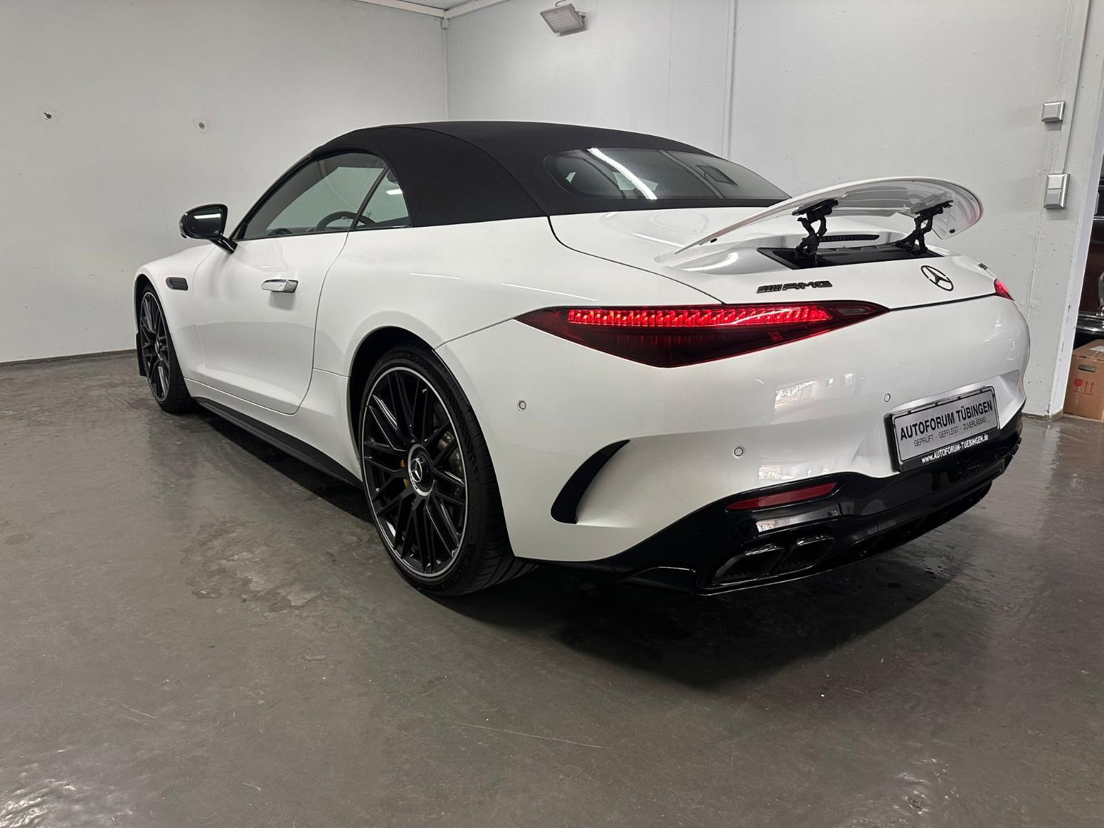 Mercedes-Benz SL 63 AMG 2022 г. Белый, пробег 27900 км