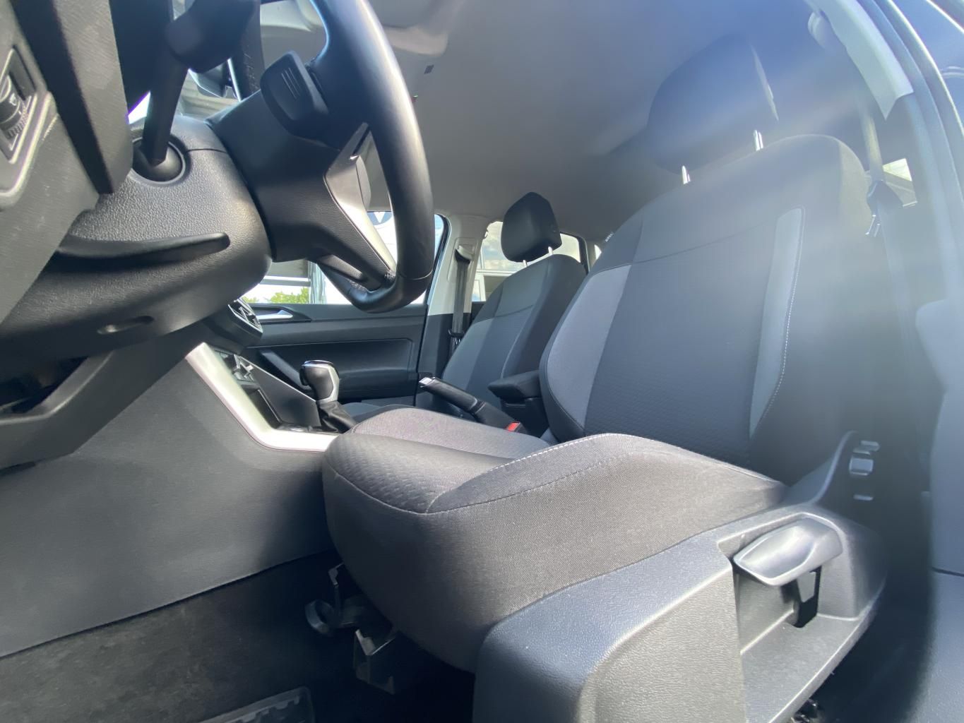 Volkswagen Polo 2023 г. Чёрный, пробег 45440 км