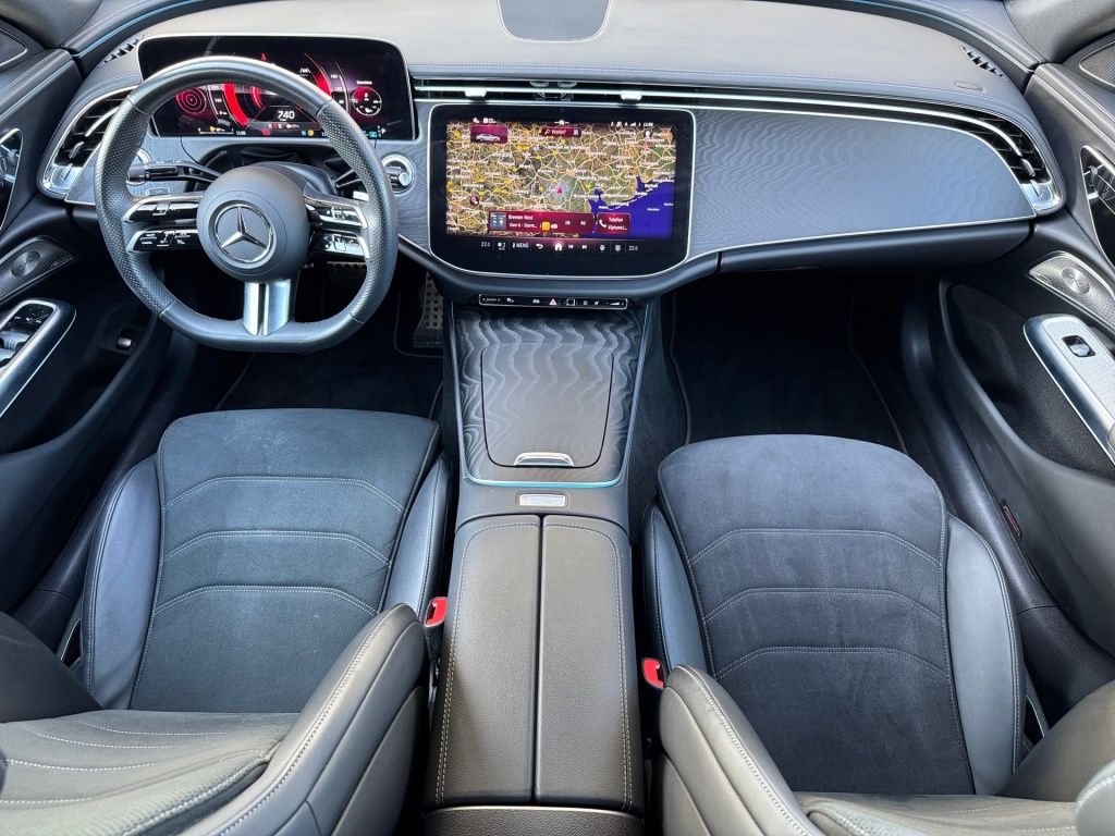Mercedes-Benz E 220 2025 г. Чёрный, пробег 18600 км