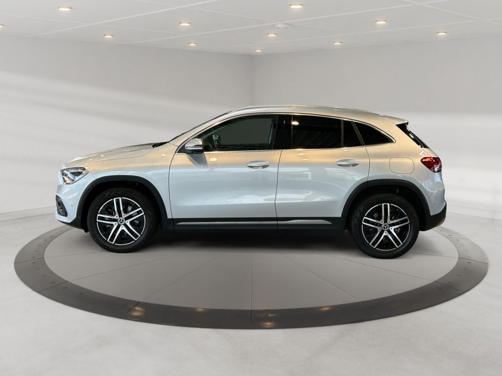 Mercedes-Benz GLA 220 2021 г. Серебристый, пробег 56714 км