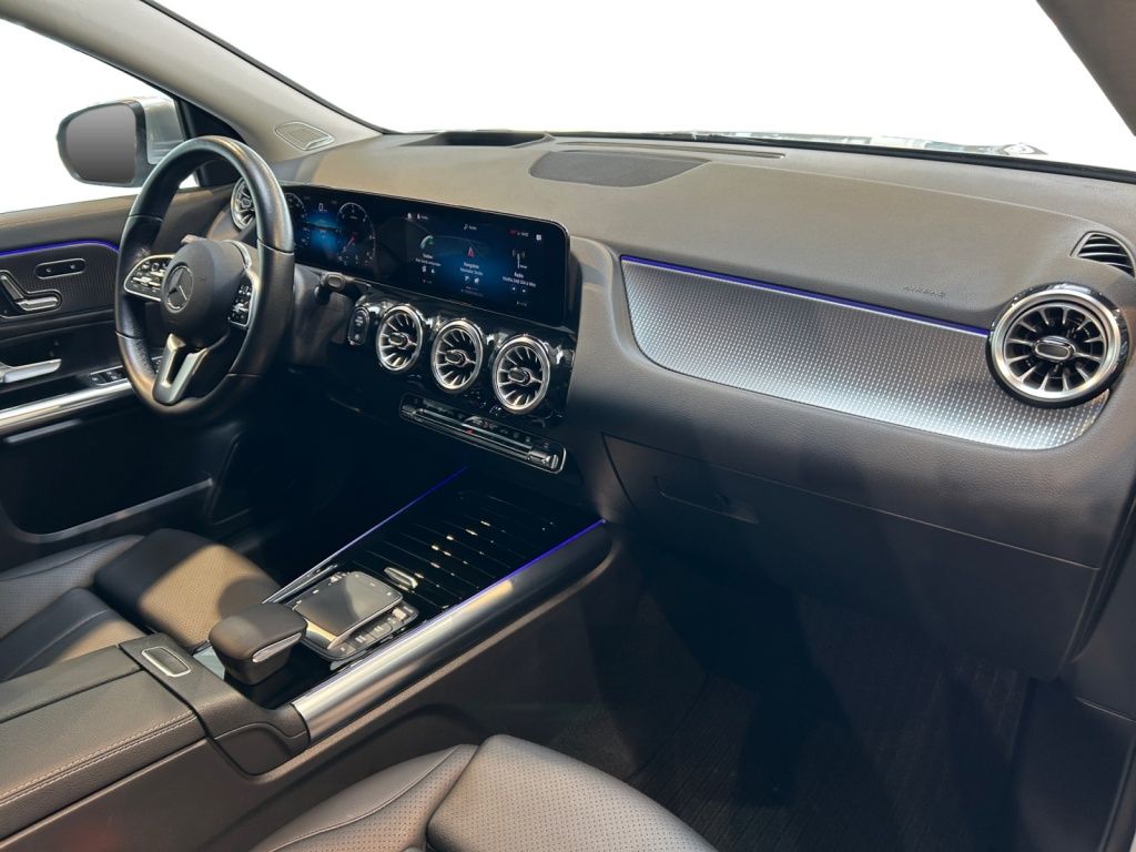 Mercedes-Benz GLA 220 2021 г. Серебристый, пробег 56714 км