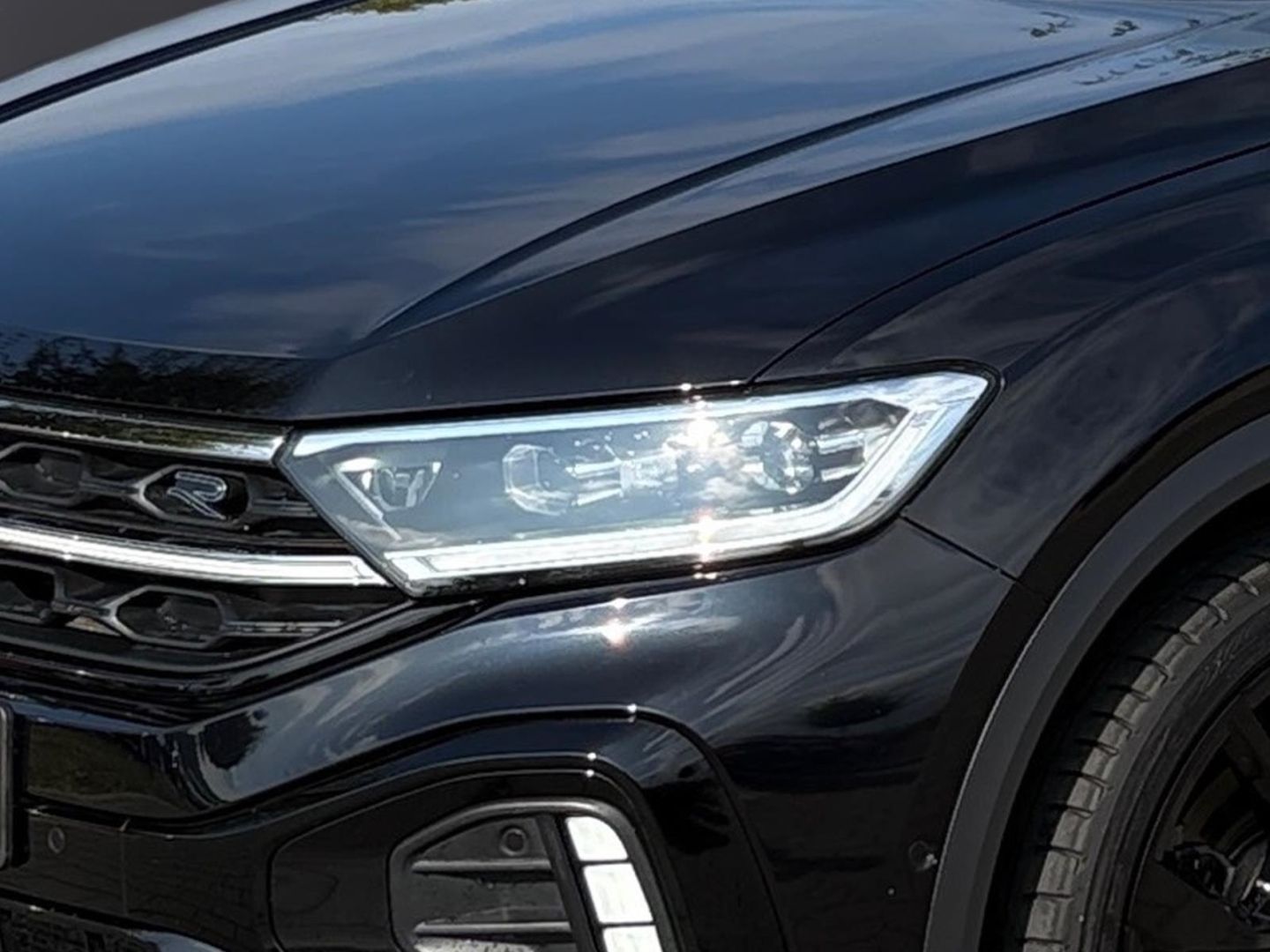Volkswagen T-Roc 2024 г. Чёрный, пробег 38134 км
