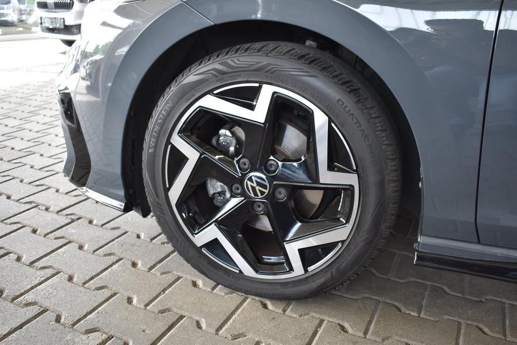 Volkswagen Golf 2025 г. Серый, пробег 34417 км