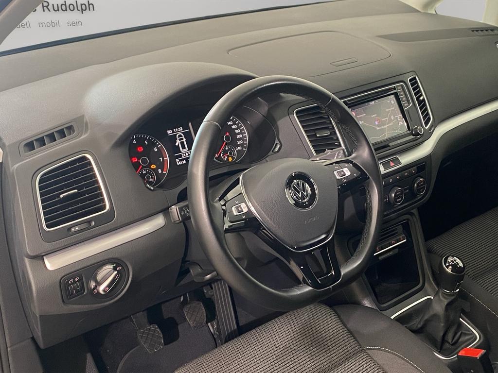 Volkswagen Sharan 2022 г. Серый, пробег 52780 км