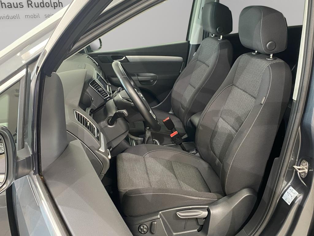Volkswagen Sharan 2022 г. Серый, пробег 52780 км