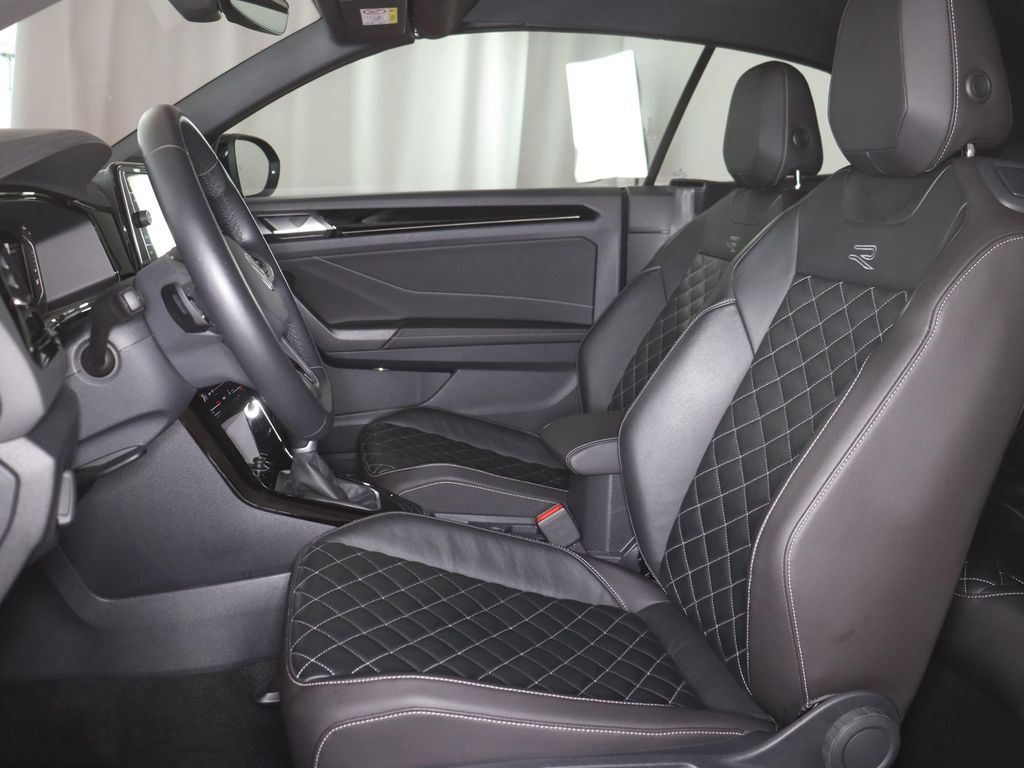 Volkswagen T-Roc 2023 г. Серый, пробег 43247 км