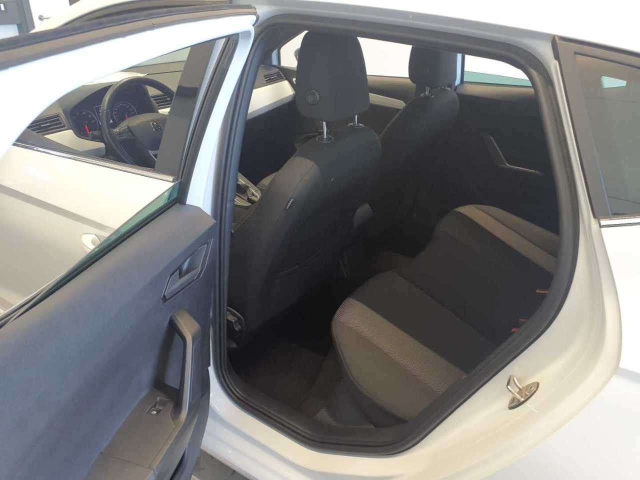 SEAT Ibiza 2021 г. Белый, пробег 55500 км