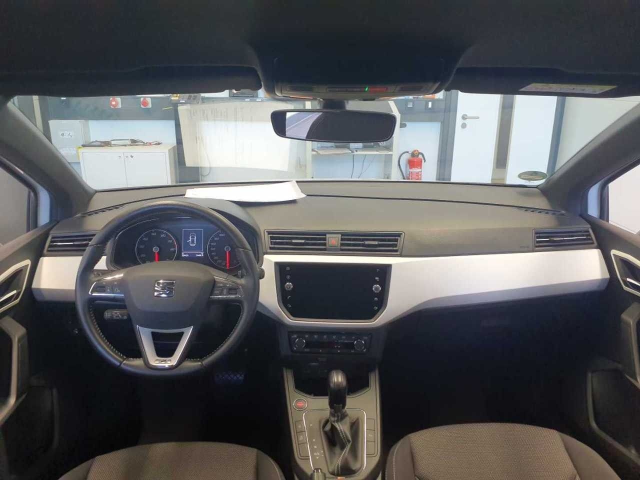 SEAT Ibiza 2021 г. Белый, пробег 55500 км