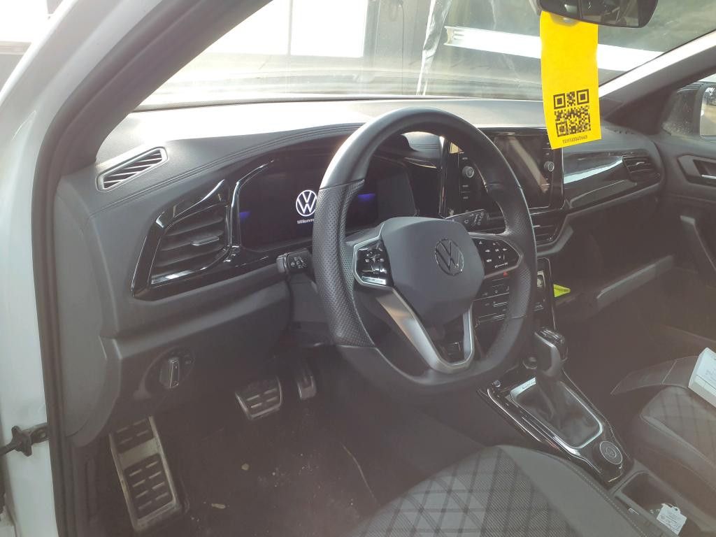 Volkswagen T-Roc 2022 г. Белый, пробег 57900 км