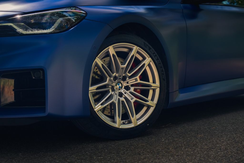 BMW M2 2025 г. Синий, пробег 20600 км