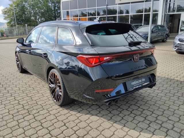 Cupra Leon 2022 г. Чёрный, пробег 59486 км