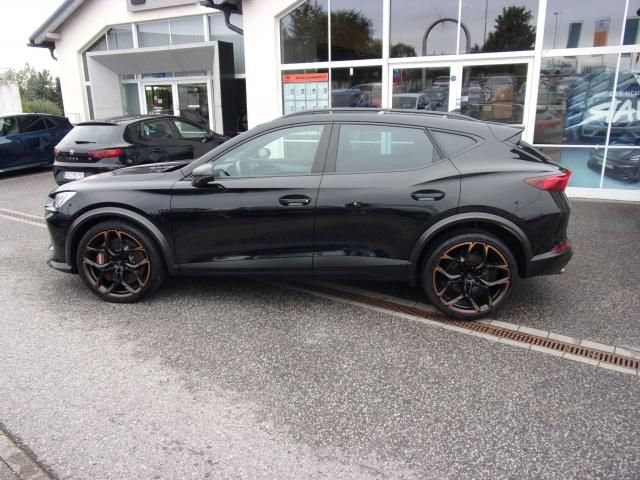 Cupra Formentor 2023 г. Чёрный, пробег 34178 км