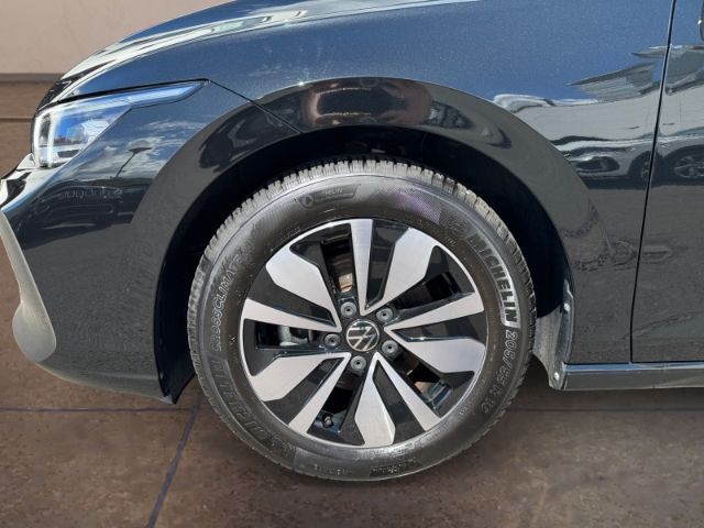 Volkswagen Golf 2025 г. Чёрный, пробег 12250 км
