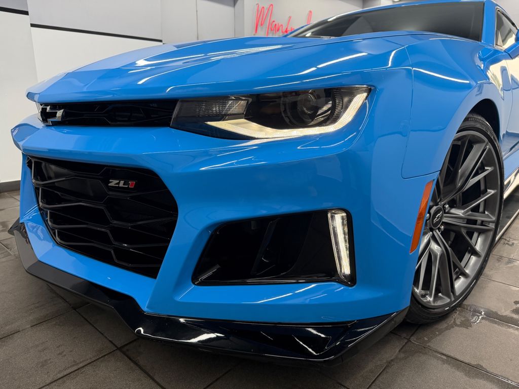 Chevrolet Camaro 2023 г. Синий, пробег 6856 км