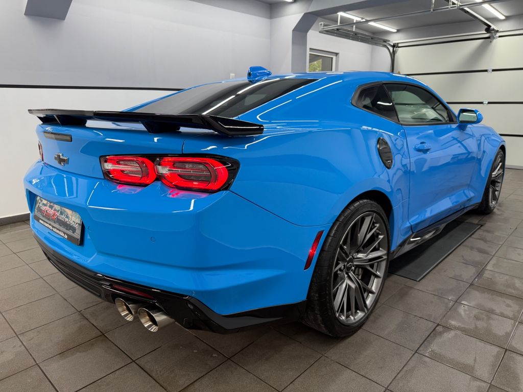 Chevrolet Camaro 2023 г. Синий, пробег 6856 км