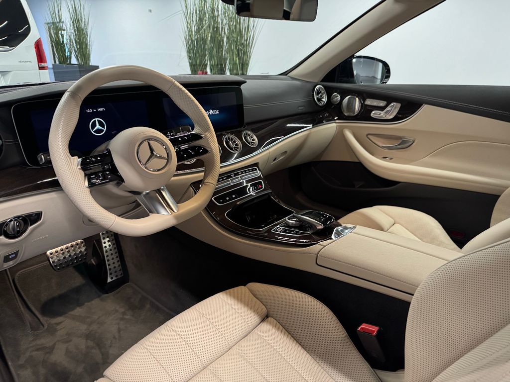 Mercedes-Benz E 200 2023 г. Чёрный, пробег 28000 км