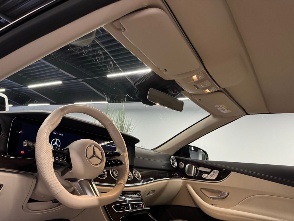 Mercedes-Benz E 200 2023 г. Чёрный, пробег 28000 км