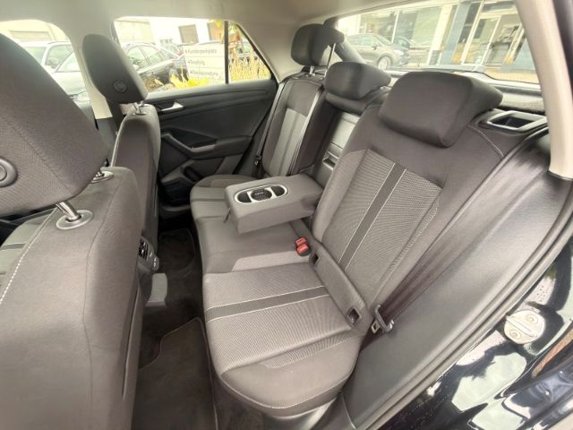 Volkswagen T-Roc 2025 г. Чёрный, пробег 29500 км