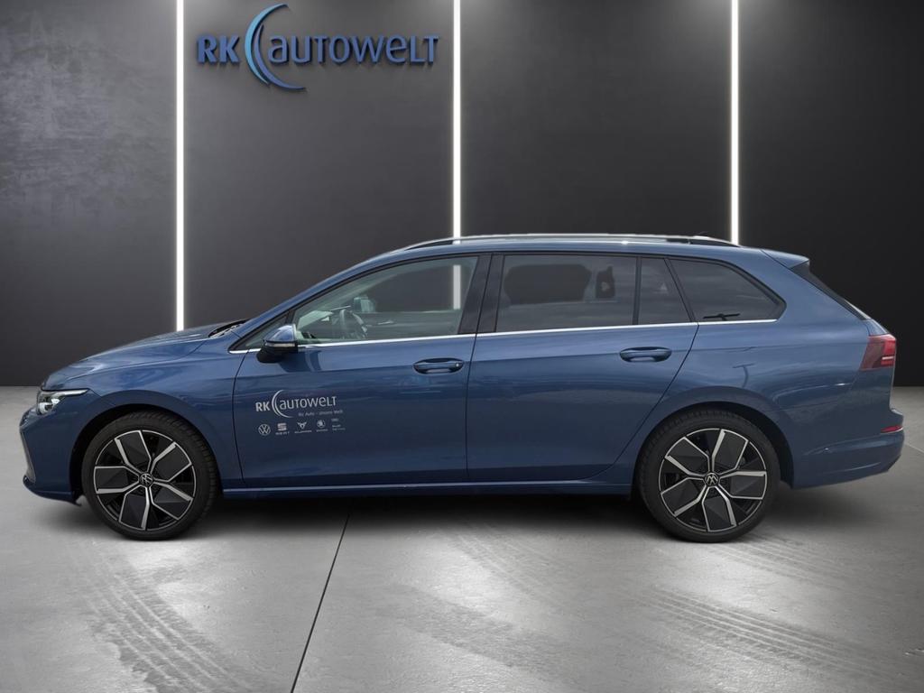 Volkswagen Golf 2024 г. Синий, пробег 25450 км