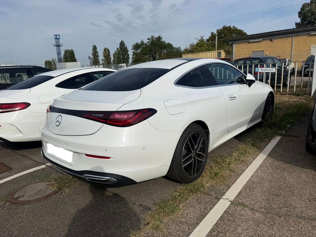 Mercedes-Benz CLE 220 2023 г. Белый, пробег 44126 км