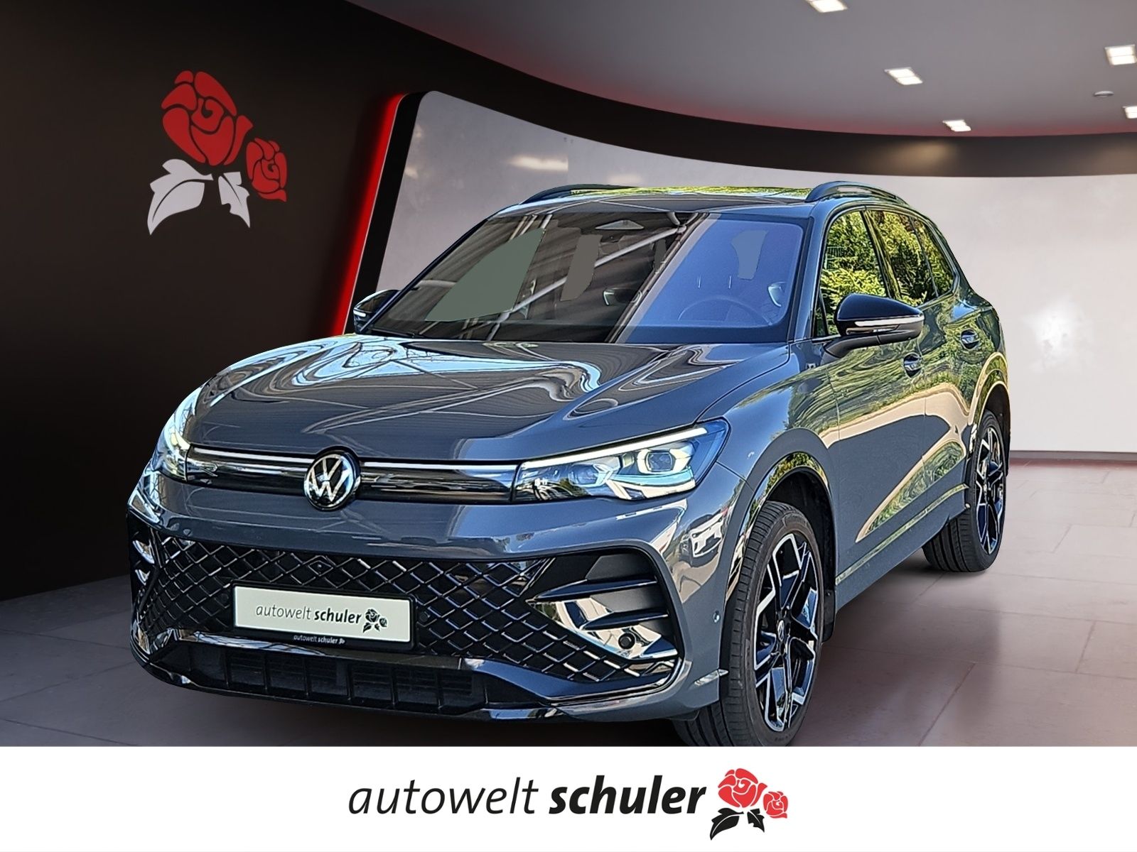 Volkswagen Tiguan 2024 г. Серый, пробег 43000 км