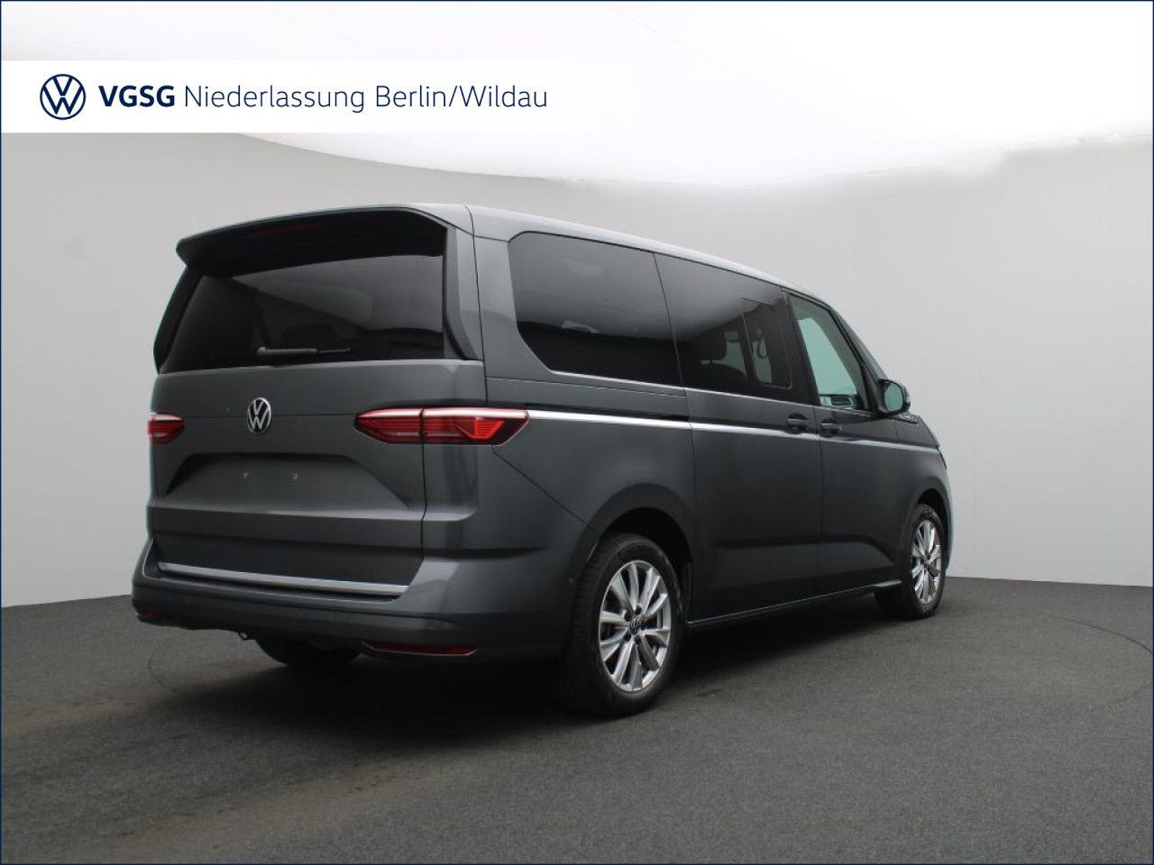 Volkswagen T7 MULTIVAN 2025 г. Серый, пробег 13027 км