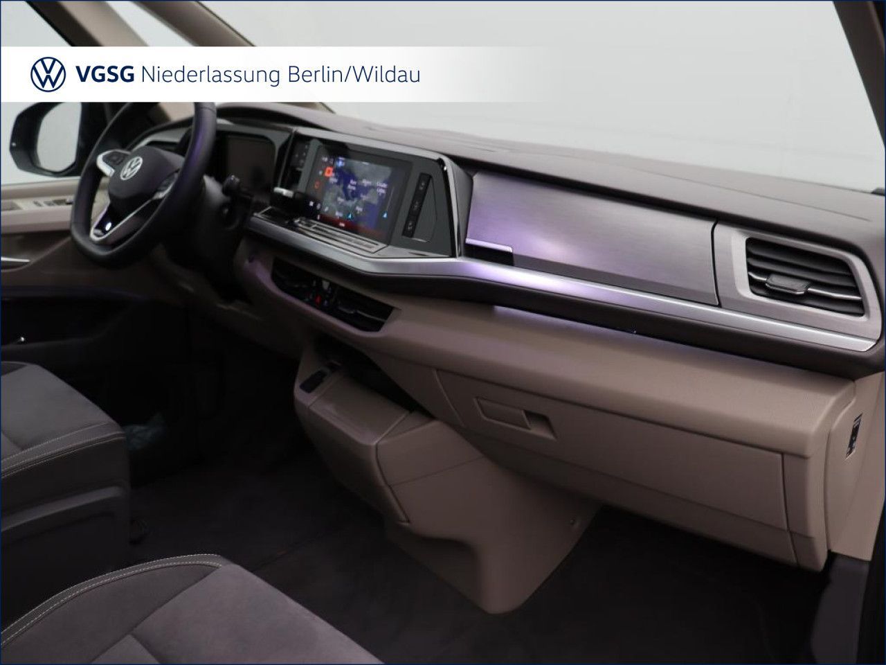 Volkswagen T7 MULTIVAN 2025 г. Серый, пробег 13027 км