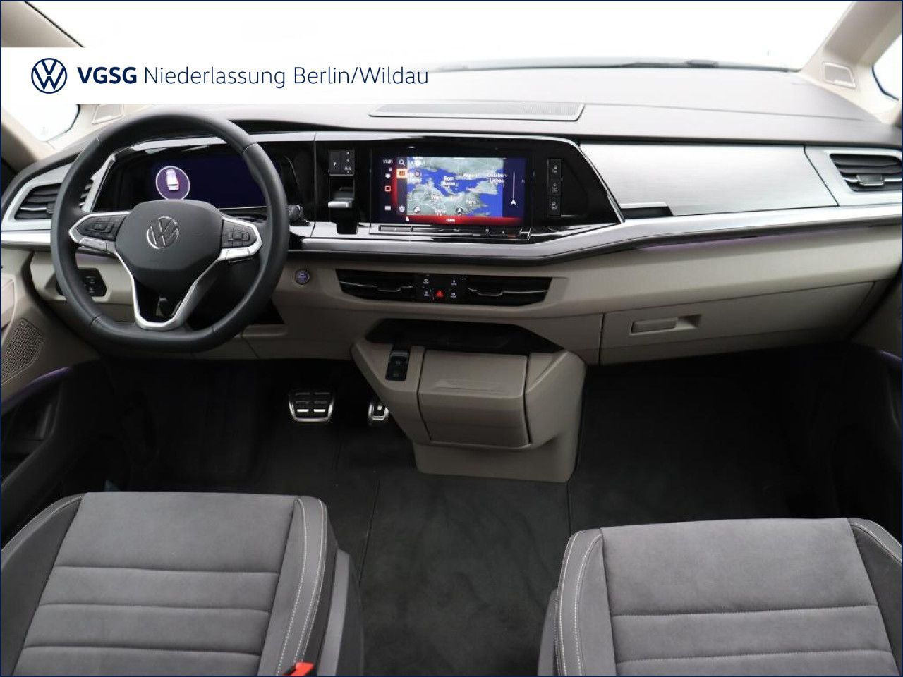Volkswagen T7 MULTIVAN 2025 г. Серый, пробег 13027 км