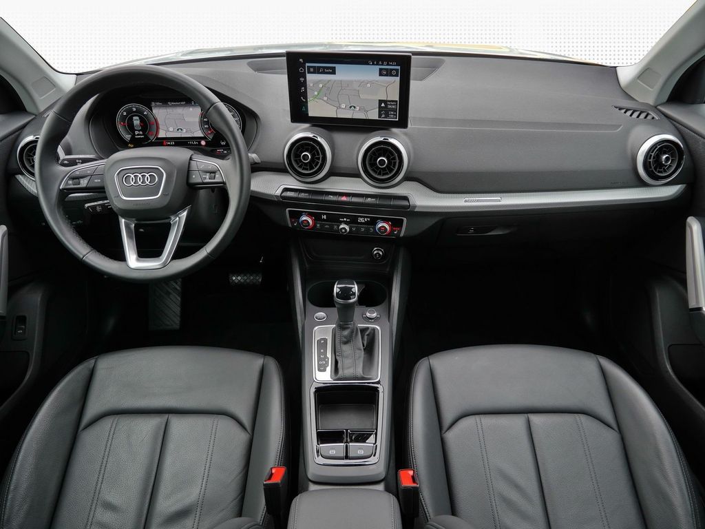 Audi Q2 2024 г. Серый, пробег 44000 км
