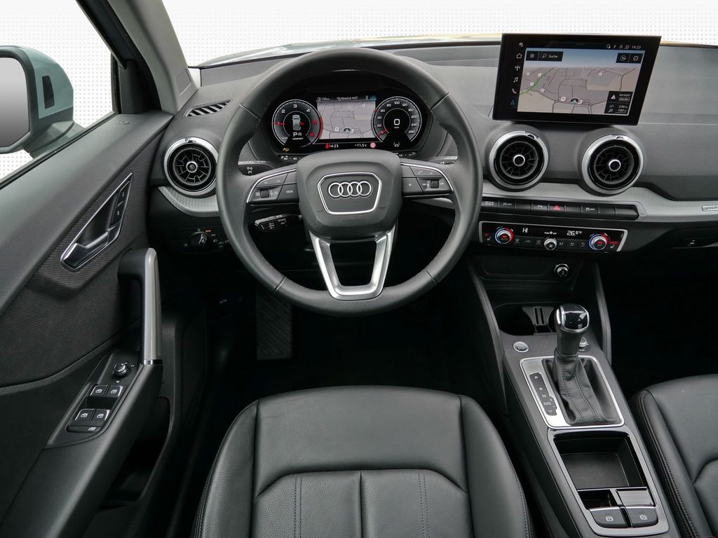 Audi Q2 2024 г. Серый, пробег 44000 км