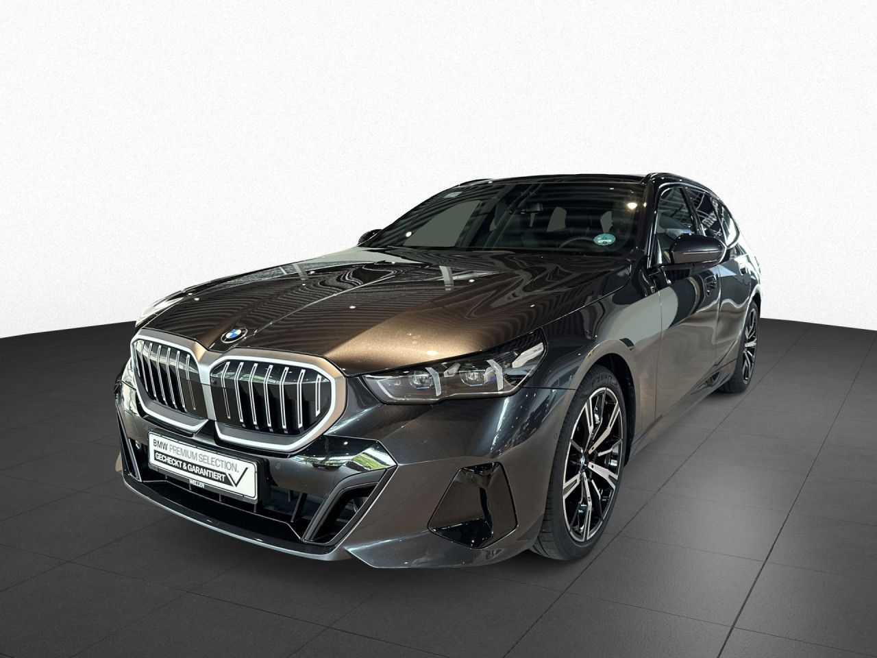 BMW 520 2025 г. Серый, пробег 26100 км