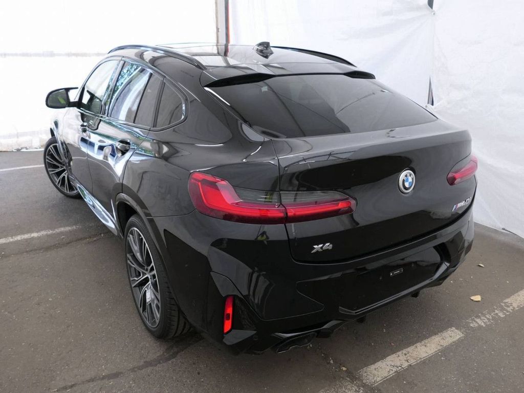 BMW X4 M40 2025 г. Чёрный, пробег 14549 км