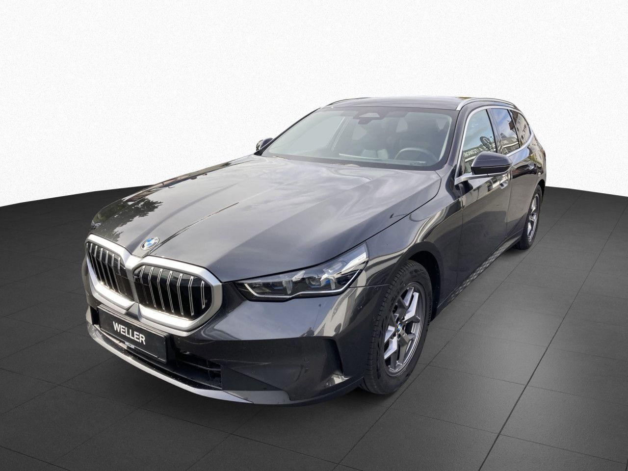BMW 520 2025 г. Серый, пробег 53151 км