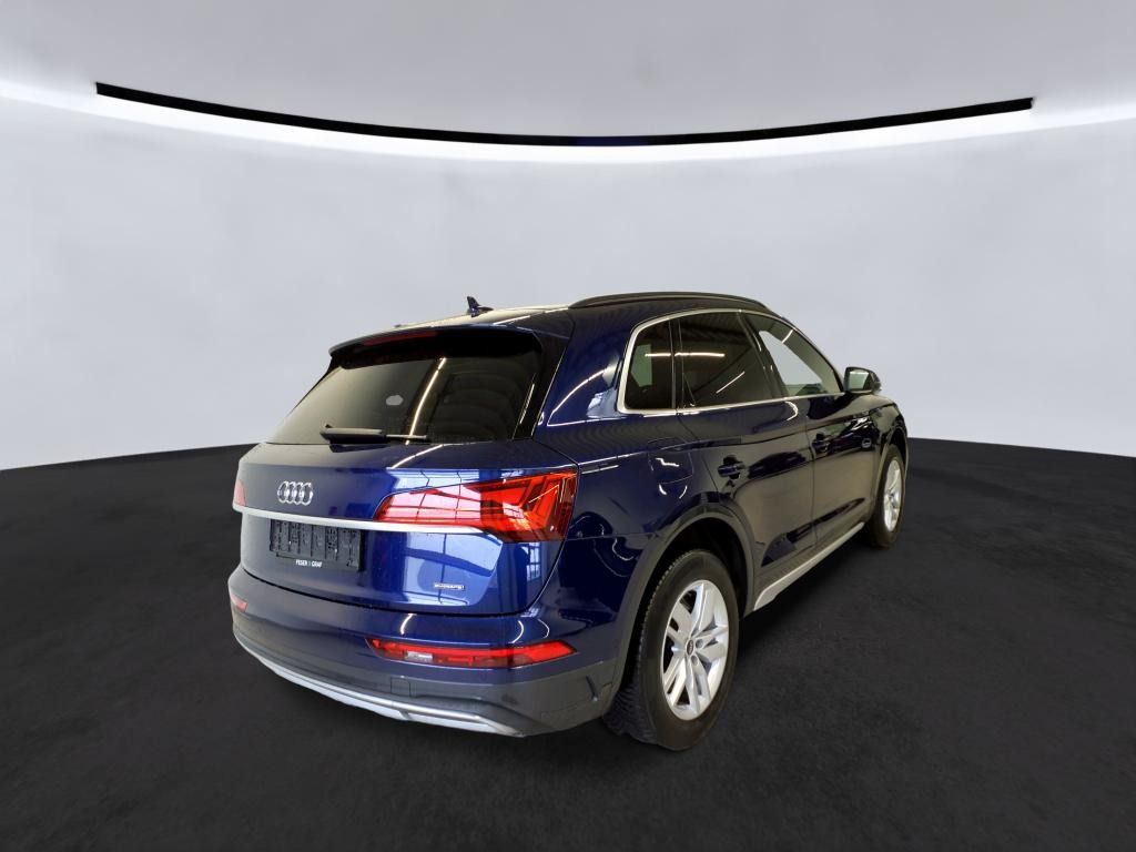 Audi Q5 2022 г. Синий, пробег 59130 км