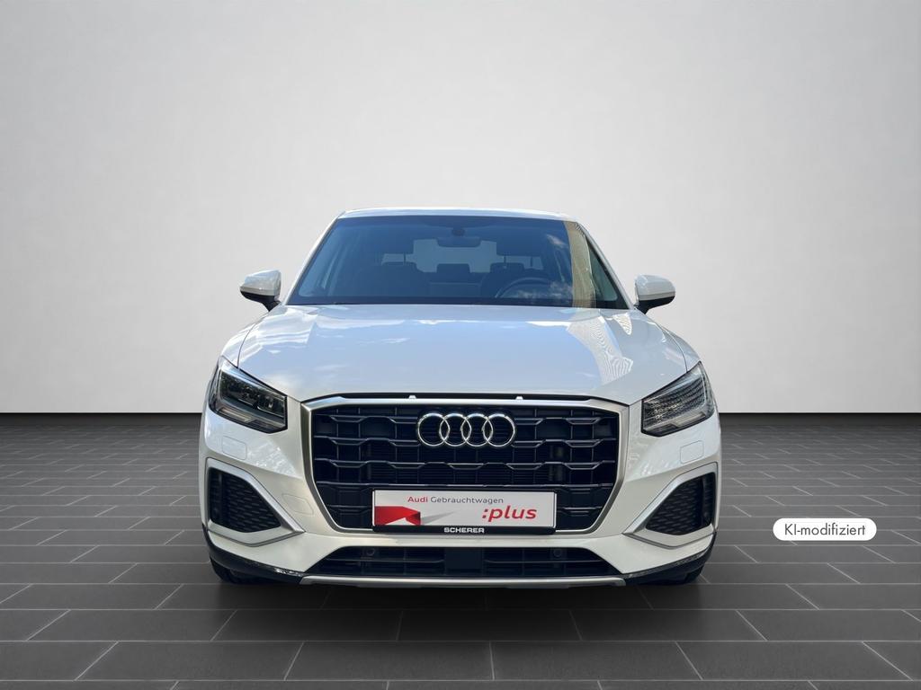 Audi Q2 2023 г. Белый, пробег 47500 км