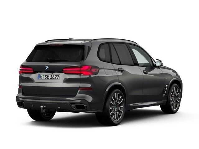 BMW X5 2024 г. Серый, пробег 38000 км