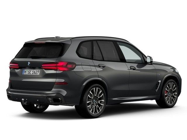 BMW X5 2024 г. Серый, пробег 38000 км