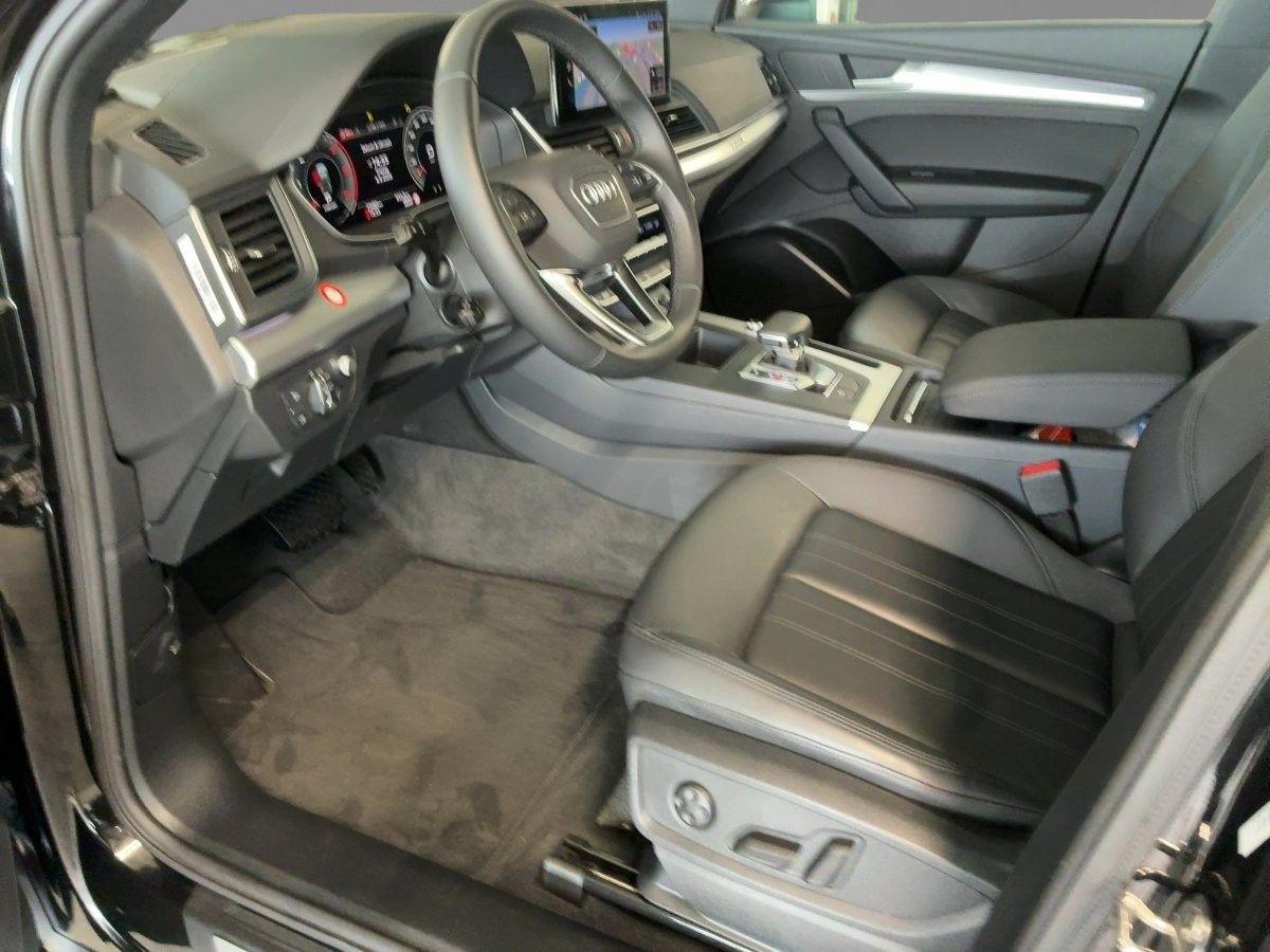 Audi Q5 2025 г. Чёрный, пробег 23480 км