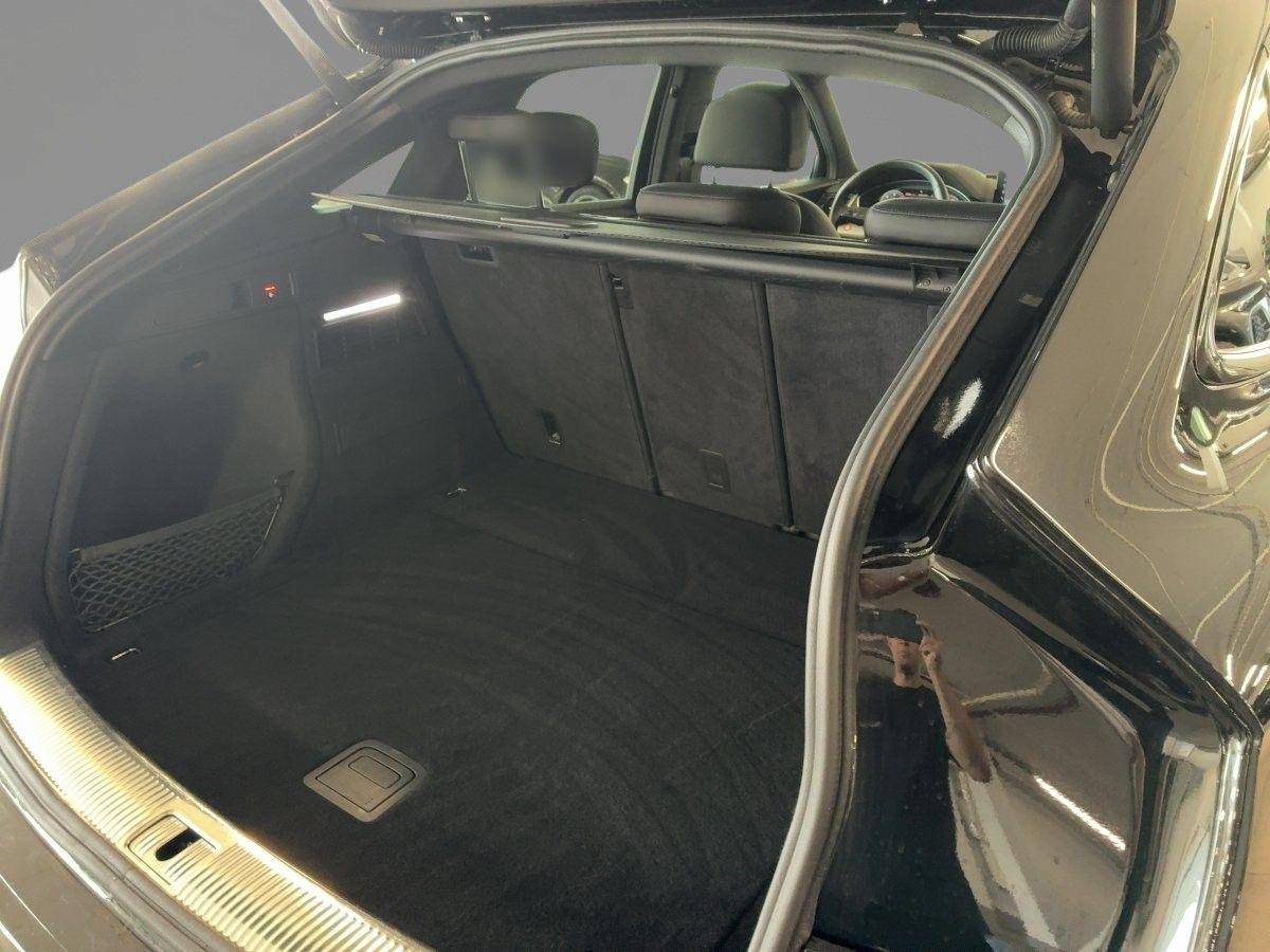 Audi Q5 2025 г. Чёрный, пробег 23480 км