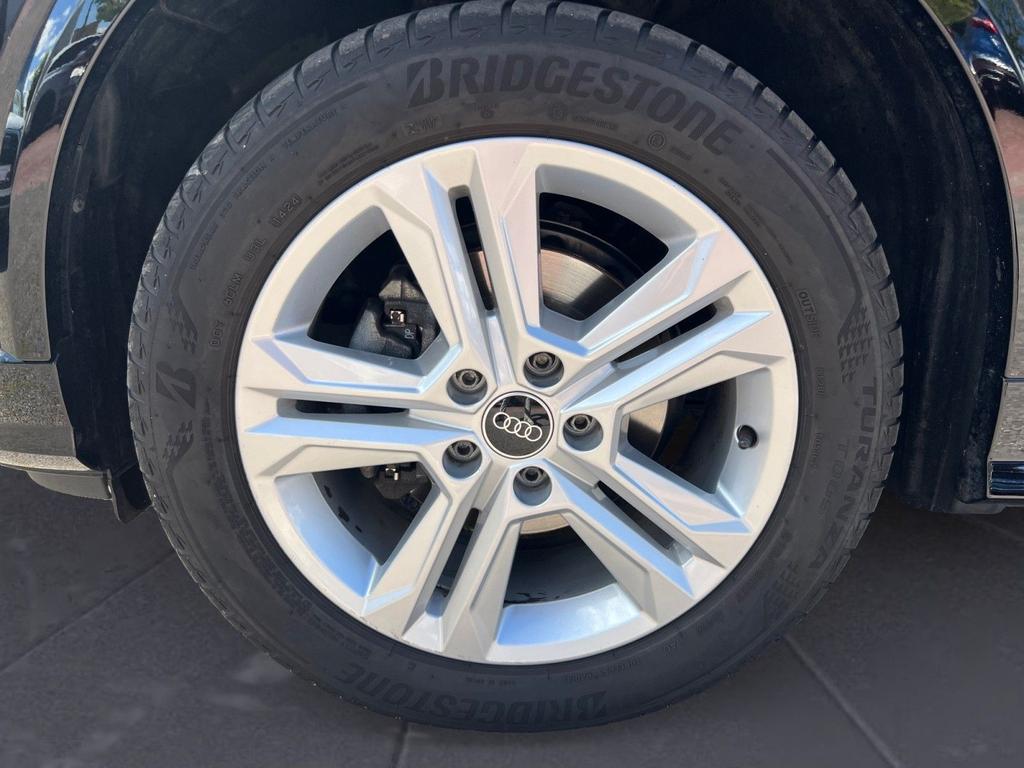 Audi Q2 2024 г. Чёрный, пробег 39448 км