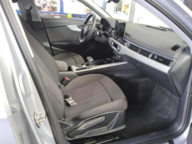 Audi A4 2024 г. Серебристый, пробег 58500 км