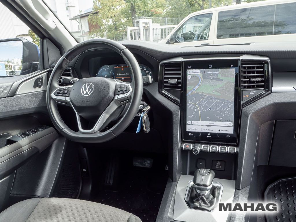 Volkswagen Amarok 2024 г. Синий, пробег 24193 км