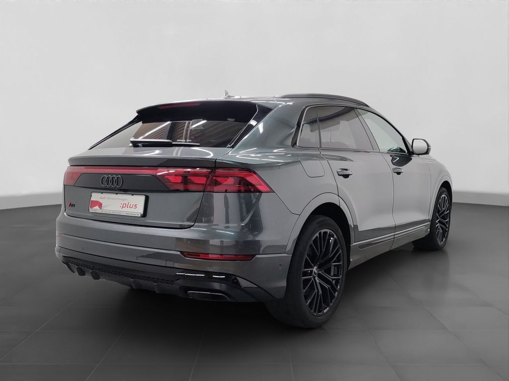 Audi Q8 2024 г. Серый, пробег 43128 км