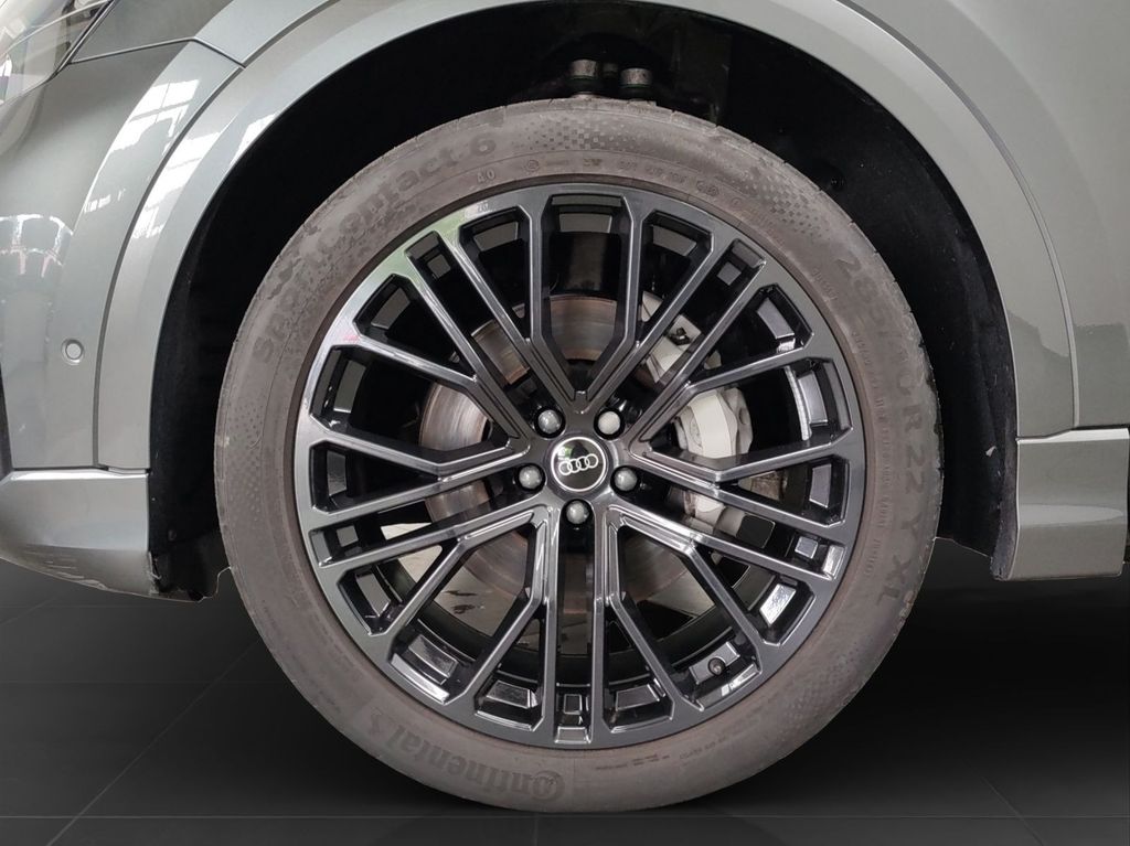 Audi Q8 2024 г. Серый, пробег 43128 км