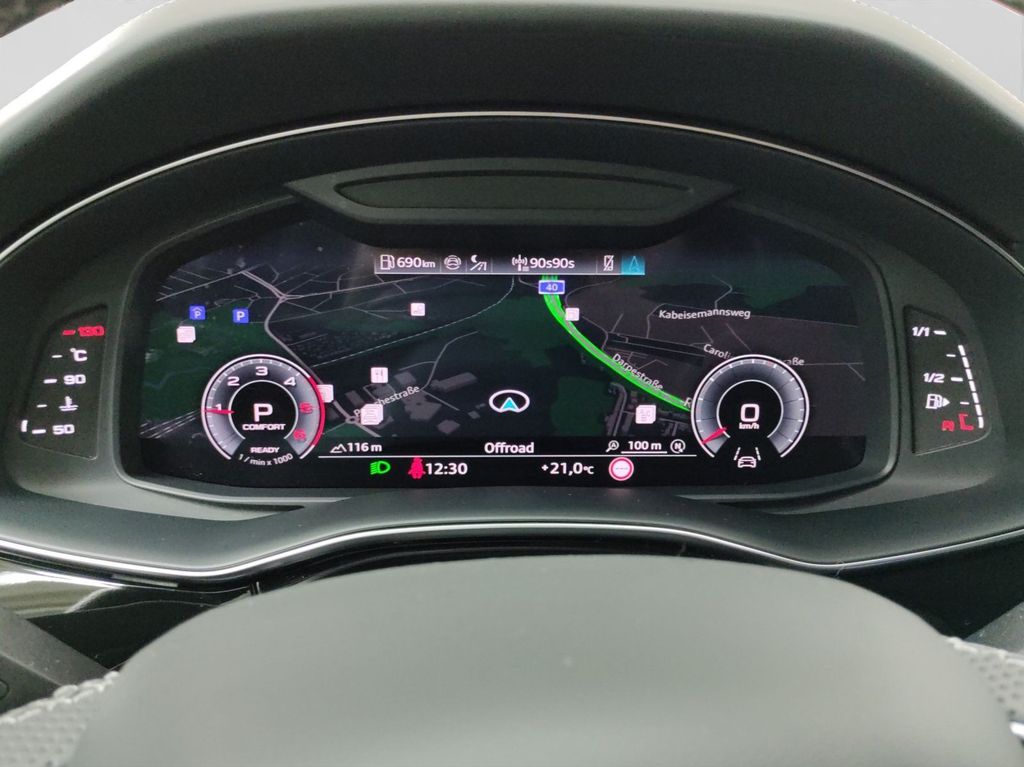 Audi Q8 2024 г. Серый, пробег 43128 км