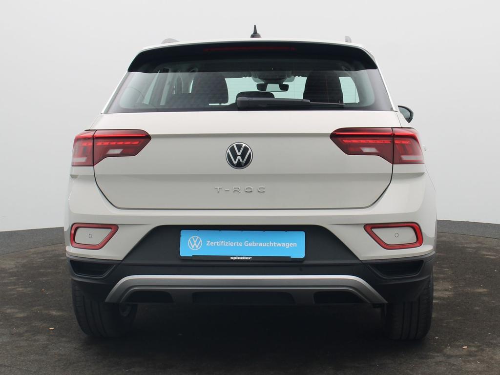 Volkswagen T-Roc 2024 г. Серый, пробег 39000 км