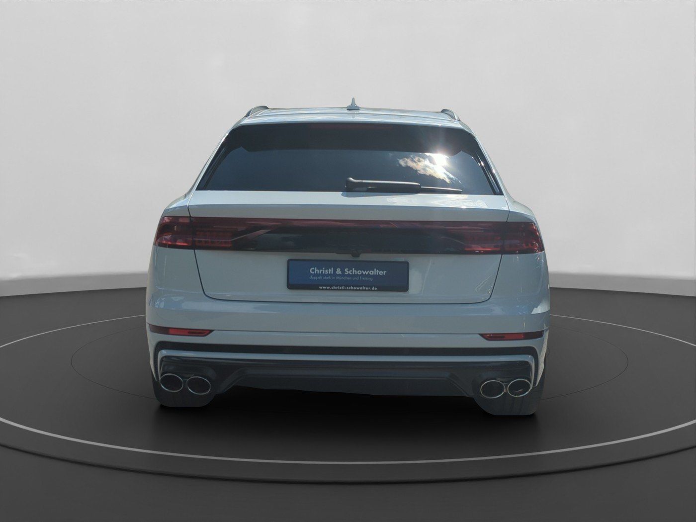 Audi SQ8 2022 г. Белый, пробег 50900 км