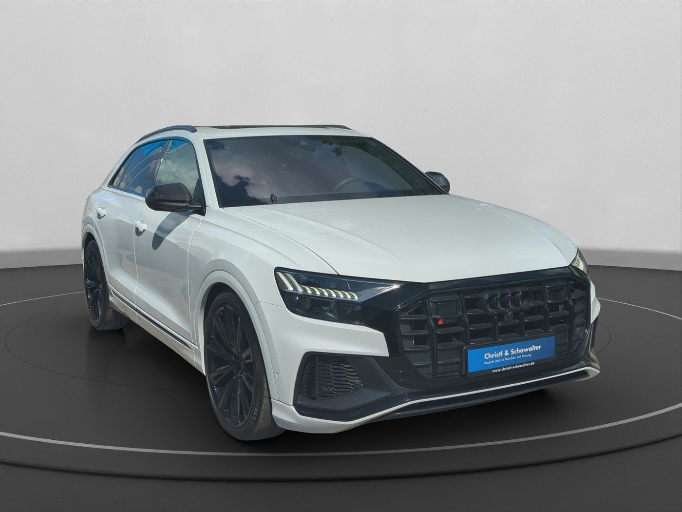 Audi SQ8 2022 г. Белый, пробег 50900 км