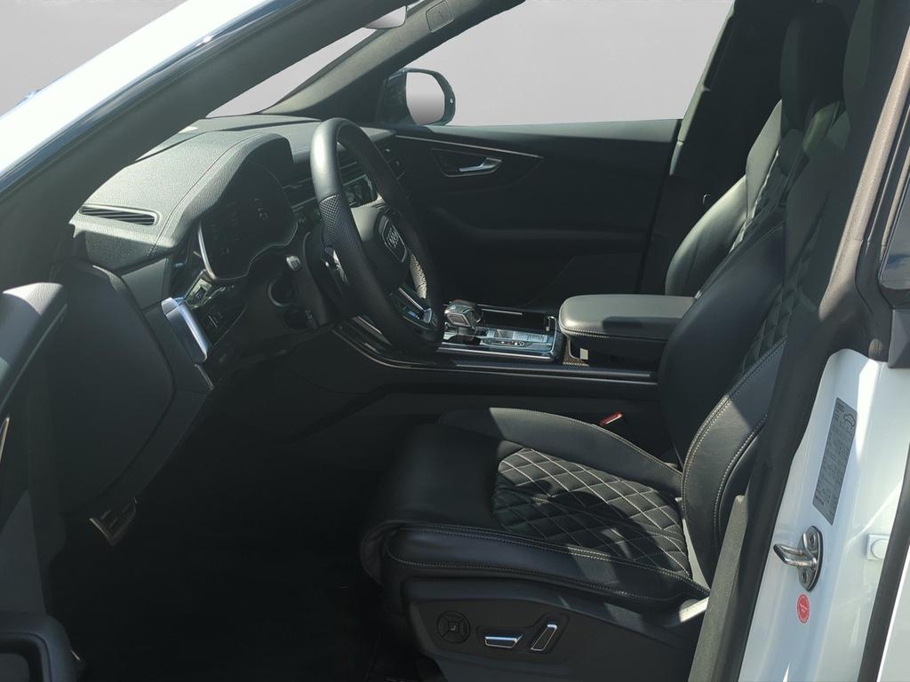 Audi SQ8 2022 г. Белый, пробег 50900 км